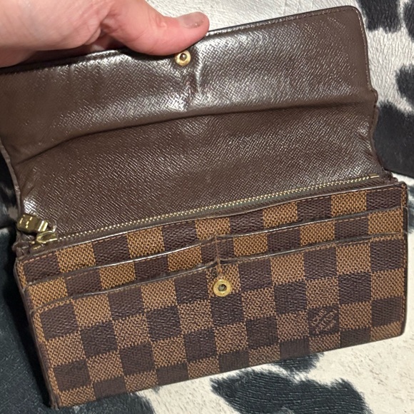 Louis Vuitton CA3029 Damier Ebene Long Wallet - Picture 3 of 15